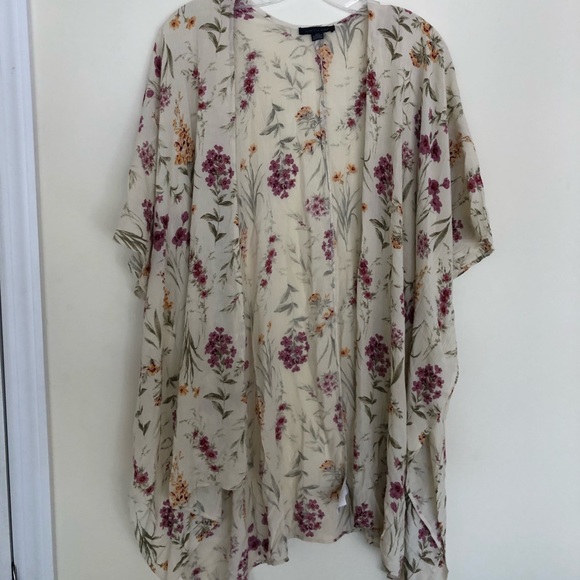 American Eagle Outfitters Floral Print Kimono - Picture 3 of 4